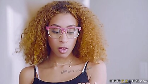 Shakeir showedy est pick up his dickawnly