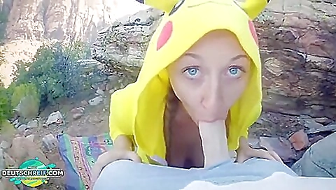 Sexy young girl fucks with a hot body evelina in the car