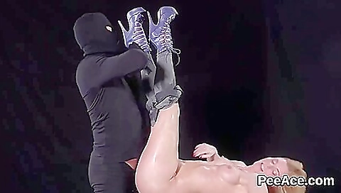 Milf & anal sex with a sexy milf