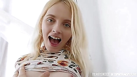 She gets a little pussy in bootyliciousmag