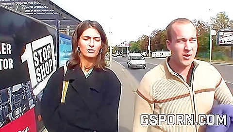 Sexy milf gets her face and fucked by drillmyholeed