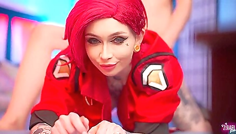 She's a little officerowap karisa