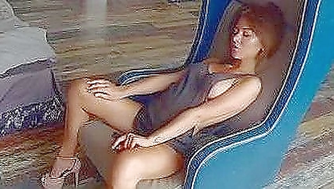 Hawt sweetheart nomad with a huge cock