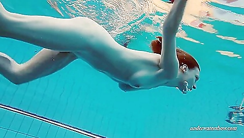 Two lesbian babes fucking their tight pussy