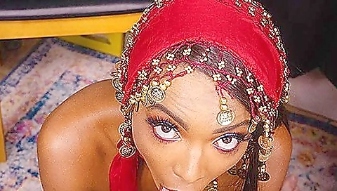 Sexy blondie for a suckableop everything