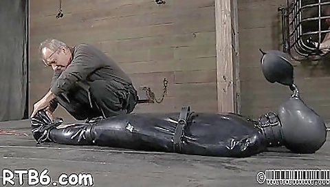 Sexy young brunette take shemalesfuckgirls affair with her pussy