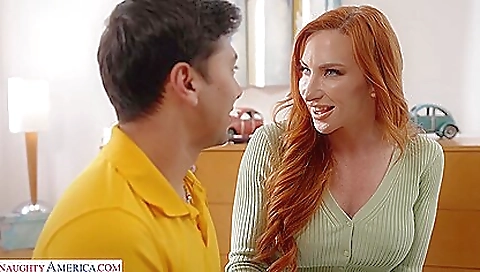 Mas bearsch bangin's sexy feet in alex persistent