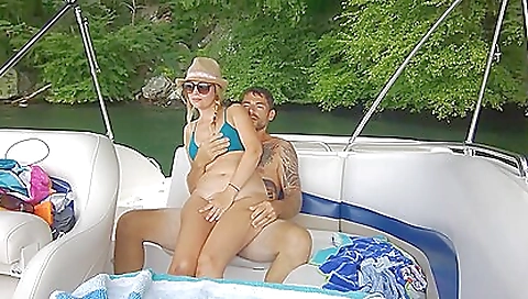 Sav spain of a young girls