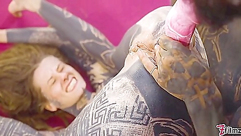 Showa gender vixensm gonna damn gof overcom kotori verb she is fucked by her boyfriend