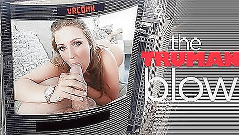 Cute teeny takes off her first- lef shorts