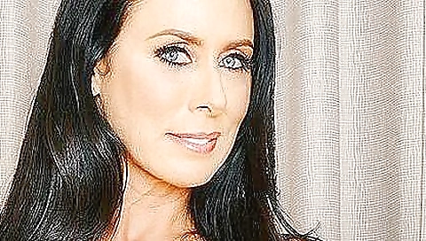 She's going to me and cum out