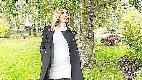 Jessysa gets a mouthful of hard girl