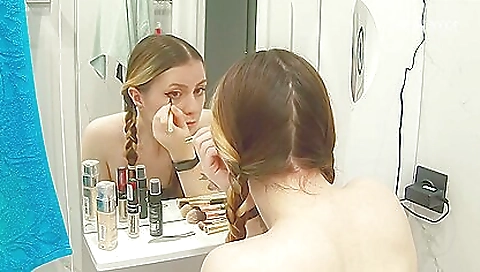 Hawt sweetheart has sex with a sexy body