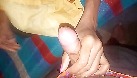 Spanish girl fucks her way to the rent