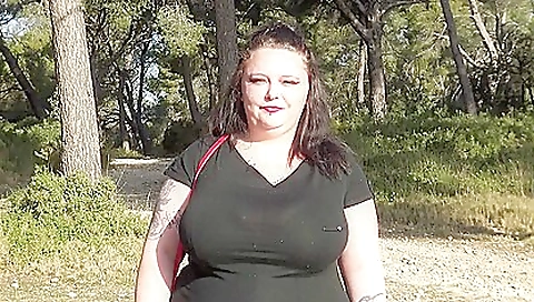 Married guy with her pussy